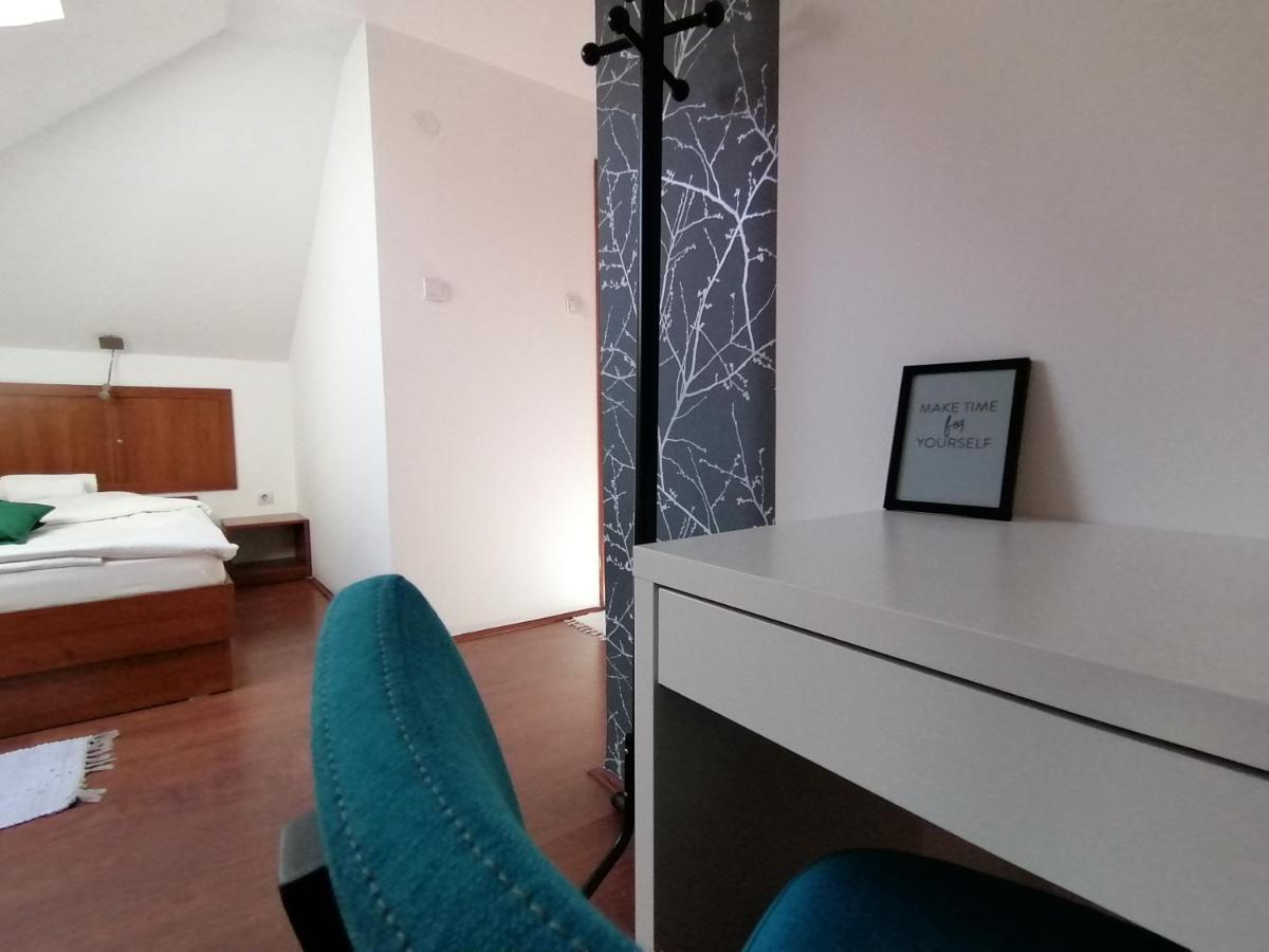Mon Accommodation Free Parking Ni Exterior foto